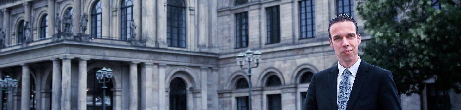 Rechtsanwalt Jean Gutschalk in Hannover Rechtsanwalt Gutschalk in Hannover Rechtsanwalt in Hannover für Internetrecht, Versicherungsrecht und Verkehrsrecht (Unfall, Bußgeld, Ordnungswidrigkeiten, Strafsachen, Verkehrszivilrecht)